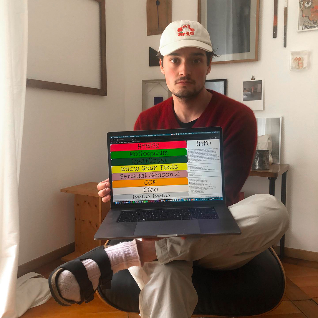 Foto von Massimiliano und seinem Laptop